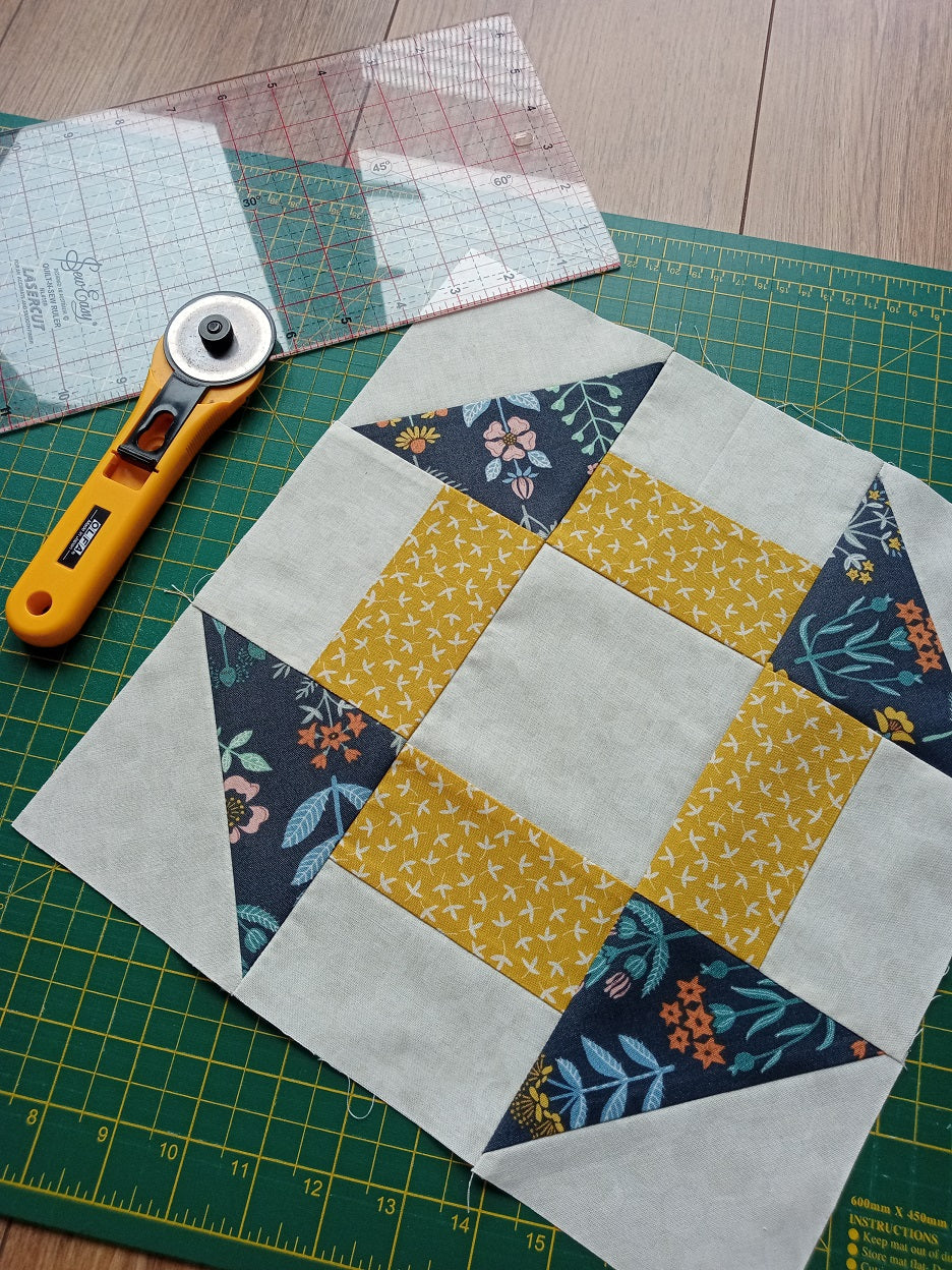 The Patchwork and Quilting Club - Block 9 by Harley (@thatcraftydafty)